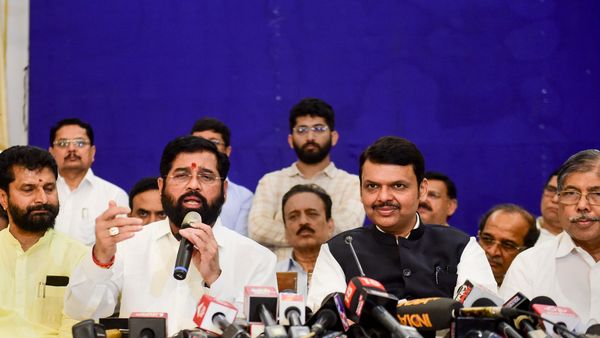 ಏಕನಾಥ್‌ ಶಿಂಧೆ ಸಿಎಂ ಆಗಿ ಪ್ರಮಾಣವಚನ 