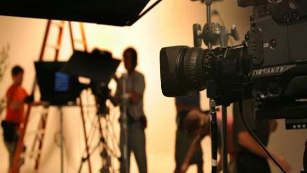  ಸಿನಿಮಾ ಉದ್ಯಮದ ಆದಾಯ 