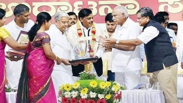 Former Minister Dr. H C Mahadevappa Reply To Pratap Simha Over Mysuru Development