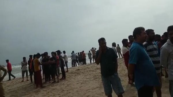 ಪ್ರಾಣಕ್ಕೆ ಕುತ್ತು ತಂದುಕೊಳ್ಳುತ್ತಿರುವ ಪ್ರವಾಸಿಗರು