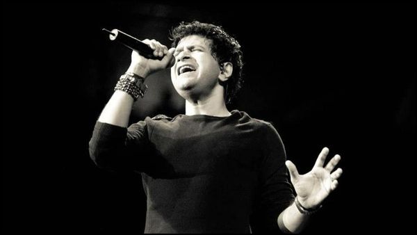  ಕಾನ್ಸರ್ಟ್‌ನ ವೇದಿಕೆಯಲ್ಲಿ ಕುಸಿದ ಕೆಕೆ