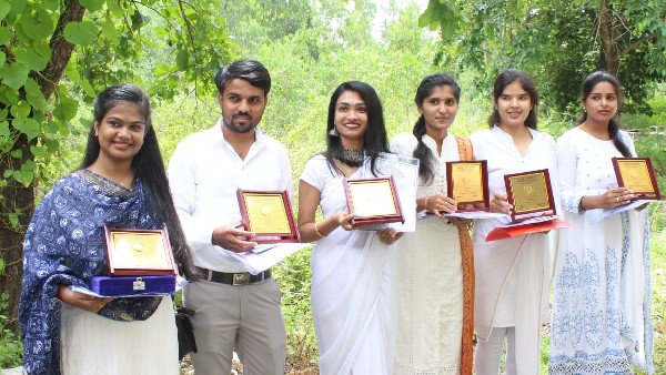 ಕೂಲಿ ಕಾರ್ಮಿಕನ ಮಗಳಿಗೆ 11 ಚಿನ್ನ 