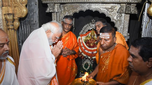 Mysuru: New rules for Devotees Visiting Chamundeshwari Temple in Ashada Month Mysuru: New rules for Devotees Visiting Chamundeshwari Temple in Ashada Month