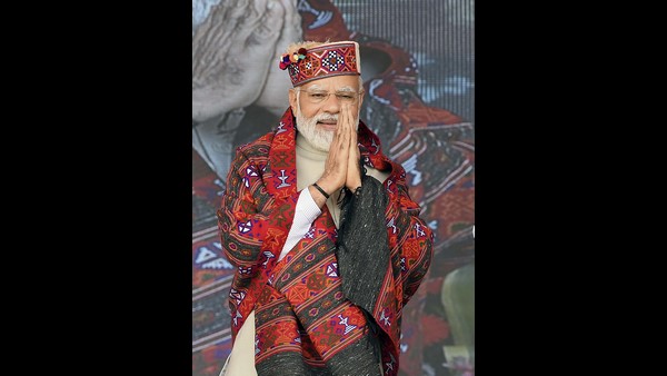 Ten Stolen Idols Handed Over To Tamil Nadu Govt By Centre Ten Stolen Idols Handed Over To Tamil Nadu Govt By Centre