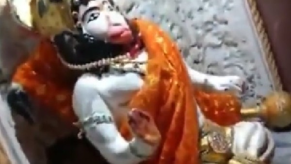 ಸಾಮಾಜಿಕ ಜಾಲತಾಣಾದಲ್ಲಿ ವೈರಲ್ ಸಾಮಾಜಿಕ ಜಾಲತಾಣಾದಲ್ಲಿ ವೈರಲ್