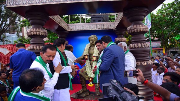  ಬಡವರ ಮನೆಗಳಿಗೆ ನೀರು ನುಗ್ಗುತ್ತದೆ
