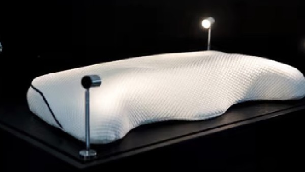 The most expensive pillow in the world prepared for fifteen years The most expensive pillow in the world prepared for fifteen years