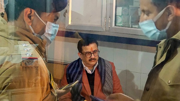 ಈ ಮೊದಲು ಬೆದರಿಕೆ ಹಾಕಿದ್ದರು ಈ ಮೊದಲು ಬೆದರಿಕೆ ಹಾಕಿದ್ದರು