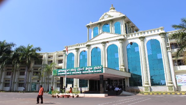 25 ಸಾವಿರ ವಿದ್ಯಾರ್ಥಿಗಳು ಸಂಕಷ್ಟಕ್ಕೆ ಸಿಲುಕಿದ್ದರು 