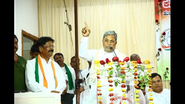 ಸಿದ್ದರಾಮಯ್ಯ ಟವೆಲ್ ಕೊಡವಿಕೊಂಡು ಹೋಗಿದ್ದರು