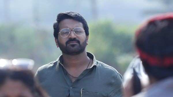 HariKathe Alla GiriKathe- Official Trailer is out 