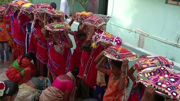 Festival for Virgins Every Five Years in This Community