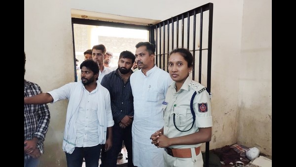  ವಿದ್ಯಾರ್ಥಿ ಸಂಘಟನೆಗೆ ಮಸಿ ಬಳಿಯುವ ಕೆಲಸ 