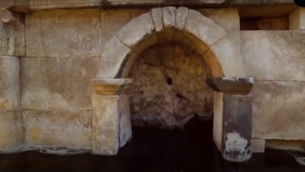 ಪ್ರಾಣಿಗಳ ಬಲಿ ಕೊಡುವ ಸ್ಥಳ 