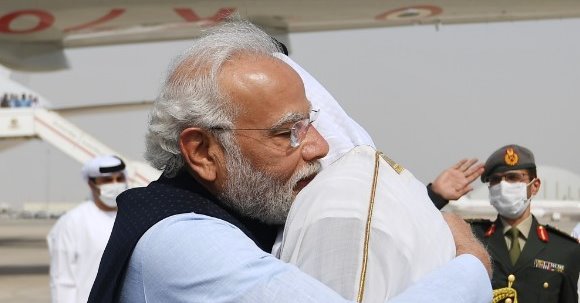 UAE President warmly met PM Modi in Abu Dhabi, watch video