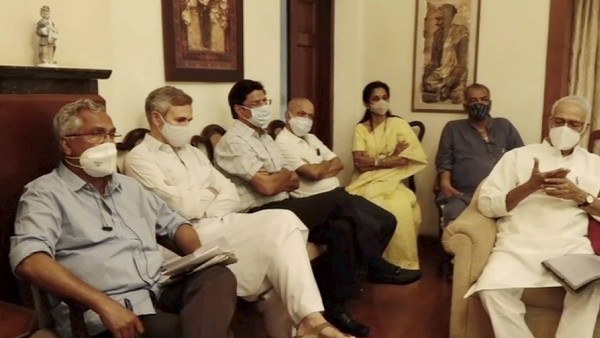 ಇತರೆ ಪಕ್ಷಗಳು ನಿರ್ಧರಿಸಲಿ ಎಂದಿರುವ ಟಿಎಂಸಿ 