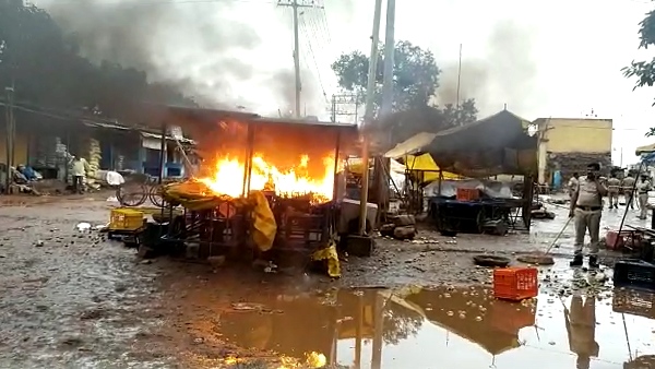 Communal clash between 2 groups of people, at least 3 stabbed in Bagalkot