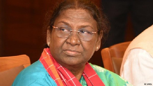  1997ರಲ್ಲಿ ಕೌನ್ಸಿಲರ್ ರಾಜಕೀಯ ಜೀವನ ಪ್ರವೇಶ