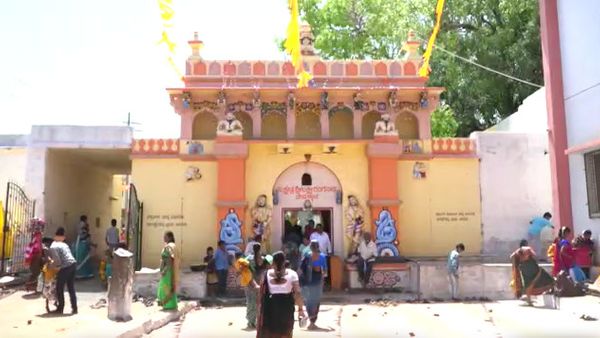 ಹೊರ ರಾಜ್ಯಗಳಿಂದಲೂ ಭಕ್ತರ ಆಗಮನ 