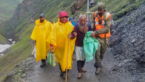 ಯಾತ್ರೆ ಪೂರ್ಣಗೊಳಿಸುವವರೆಗೂ ಹಿಂದಿರುಗಲು ನಿರಾಕರಣೆ 