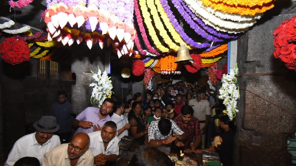 20 ಎಲ್ಇಡಿ ಟಿವಿ ಅಳವಡಿಕೆ 20 ಎಲ್ಇಡಿ ಟಿವಿ ಅಳವಡಿಕೆ