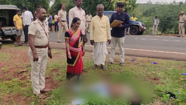  ಮೊಬೈಲ್ ಪರೀಕ್ಷಿಸಿದಾಗ ರಾಸಲೀಲೆ ಬಯಲು