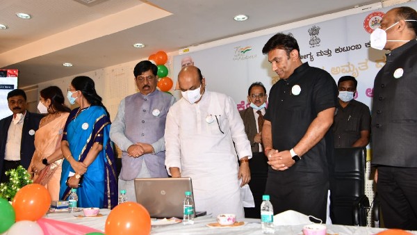 ಮಹಾರಾಷ್ಟ್ರ ಜಿಲ್ಲಾಧಿಕಾರಿಗಳೊಂದಿಗೆ ಸಂಪರ್ಕದಲ್ಲಿರಲು ಸೂಚನೆ ಮಹಾರಾಷ್ಟ್ರ ಜಿಲ್ಲಾಧಿಕಾರಿಗಳೊಂದಿಗೆ ಸಂಪರ್ಕದಲ್ಲಿರಲು ಸೂಚನೆ