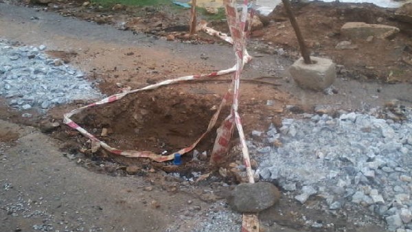 ಆದರೂ ಗಂಗಾಧರ ಚೆಟ್ಟಿ ರಸ್ತೆಯಲ್ಲಿ ಅಗೆತ 