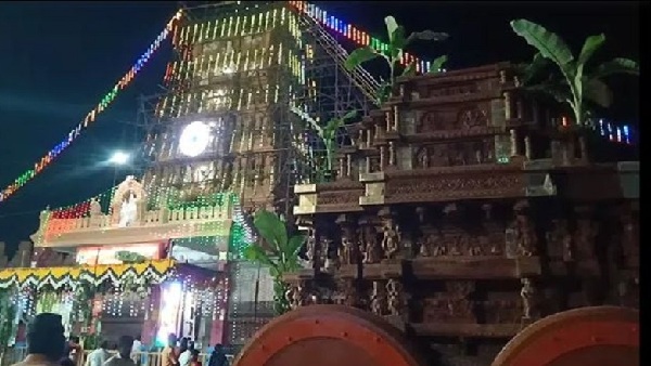 ಆಷಾಡದಲ್ಲಿ ನಡೆಯುವ ರಥೋತ್ಸವ ಆಷಾಡದಲ್ಲಿ ನಡೆಯುವ ರಥೋತ್ಸವ