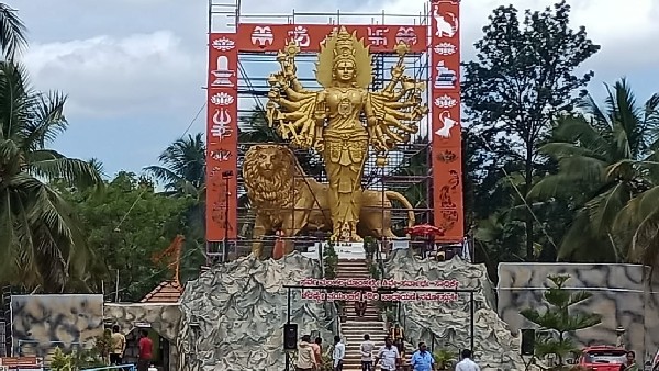 ಮಹಾಮಸ್ತಾಭಿಷೇಕದಲ್ಲಿ 5 ಕೆಜಿ ಕಾಶ್ಮಿರಿ ಕೇಸರಿ ಬಳಕೆ ಮಹಾಮಸ್ತಾಭಿಷೇಕದಲ್ಲಿ 5 ಕೆಜಿ ಕಾಶ್ಮಿರಿ ಕೇಸರಿ ಬಳಕೆ