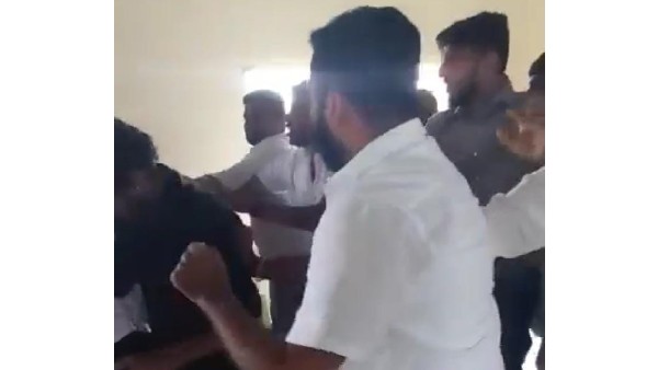 Youth Congress workers fight at Chikkamagaluru Youth Congress workers fight at Chikkamagaluru