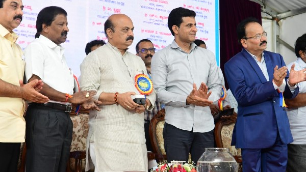 ಆಳ ಸಮುದ್ರದ ಮೀನುಗಾರಿಕೆಗೆ 100 ಹೈಸ್ಪೀಡ್ ದೋಣಿ ವಿತರಣೆ