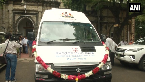 ರಾಜ್ಯಕ್ಕೆ 275 ಸಂಚಾರಿ ಪಶುವೈದ್ಯಕೀಯ ವಾಹನ 