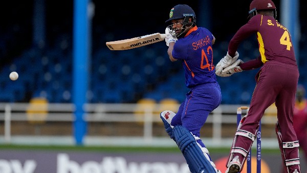 ನೂತನ ನಾಯಕ ಶಿಖರ್ ಧವನ್ ದಾಖಲೆ ನೂತನ ನಾಯಕ ಶಿಖರ್ ಧವನ್ ದಾಖಲೆ