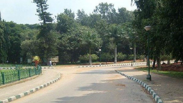 Public urge The BBMP TO provide Proper security and infrastructure in Parks Public urge The BBMP TO provide Proper security and infrastructure in Parks