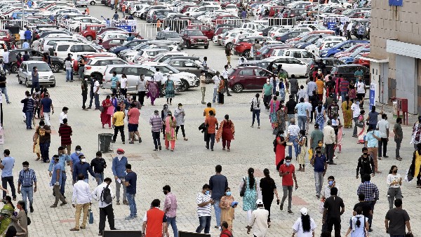 ವಿಷಿಂಗ್ ಮತ್ತು ಸ್ಕಿಮ್ಮಿಂಗ್ ಹಣ ದೋಚುತ್ತಾರೆ 