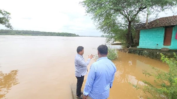  ಹೊನ್ನಾಳಿ ಹಾಗೂ ನ್ಯಾಮತಿಯಲ್ಲಿ 102 ಮಂದಿ ಸ್ಥಳಾಂತರ 