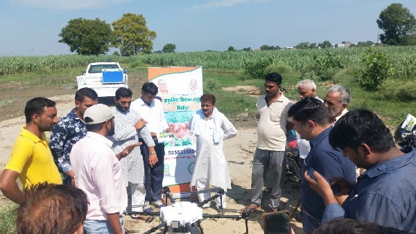  ಕಬ್ಬಿನ ಗದ್ದೆಗಳಿಗೆ ಡ್ರೋನ್‌ಗಳ ಸೌಲಭ್ಯ
