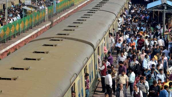 Tourists Entry banned to Dudha Sagar Falls