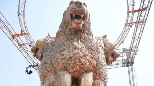 What is the Politicians will discuss on National Emblem cast atop new Parliament of india 