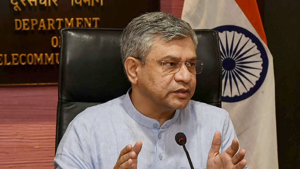 2015ರ ಎಲ್ಲಾ ದಾಖಲೆಗಳೂ ಉಡೀಸ್ 