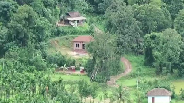 ಸೂಕ್ತ ಸರ್ವೇ ಮಾಡಿಸಬೇಕು ಎಂದು ಜನರು ಪಟ್ಟು ಸೂಕ್ತ ಸರ್ವೇ ಮಾಡಿಸಬೇಕು ಎಂದು ಜನರು ಪಟ್ಟು