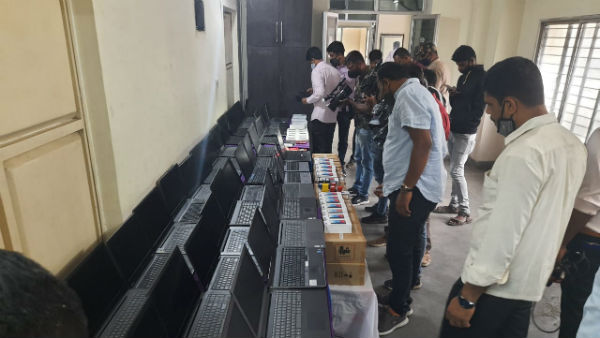 ಮೊಬೈಲ್ ವಿವರ ಆಪ್‌ ಕೈಯಲ್ಲಿ: 