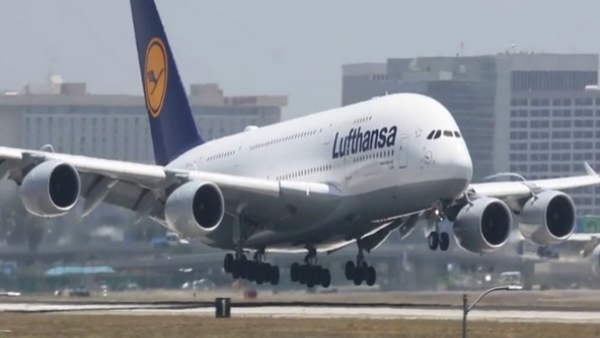 ವಿಮಾನ ಸಂಸ್ಥೆಗಳಿಗೆ ಸಿಬ್ಬಂದಿ ಸವಾಲು 