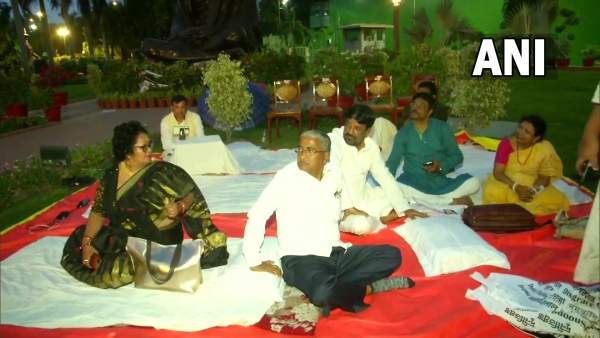 ಸರ್ಕಾರದ ಮನವಿ 