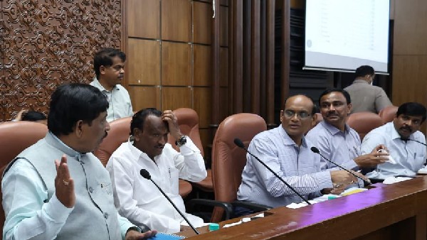 Karnataka department of commerce and industry e-office by august 15