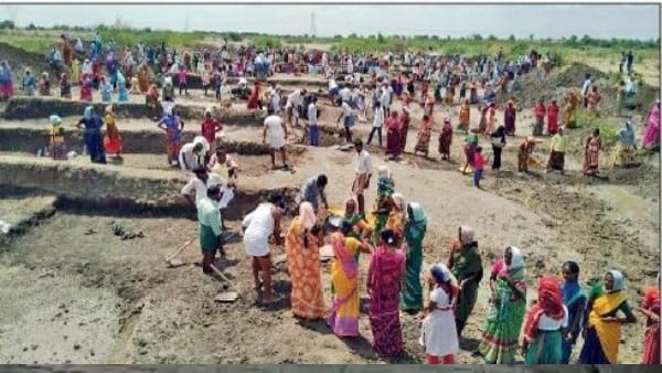 ಕೆರೆಗಳ ನಿರ್ಮಾಣಕ್ಕೆ ನರೇಗಾ ಅನುದಾನ ಬಳಕೆ 