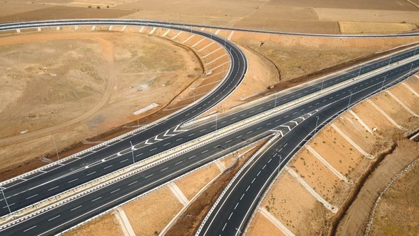  ಕೇಂದ್ರ ಸರ್ಕಾದ ವಿರುದ್ಧ ವಿಪಕ್ಷಗಳು ಕಿಡಿ