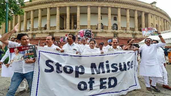  ಇಡಿ ತನಿಖೆಗಾಗಿ ಅವರ ಮನೆಗೆ ಹೋಗಬೇಕಿತ್ತು 