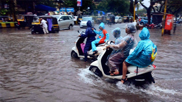 ಬೆಂಗಳೂರಿಗೆ ಜಿಟಿ ಜಿಟಿ ಮಳೆ